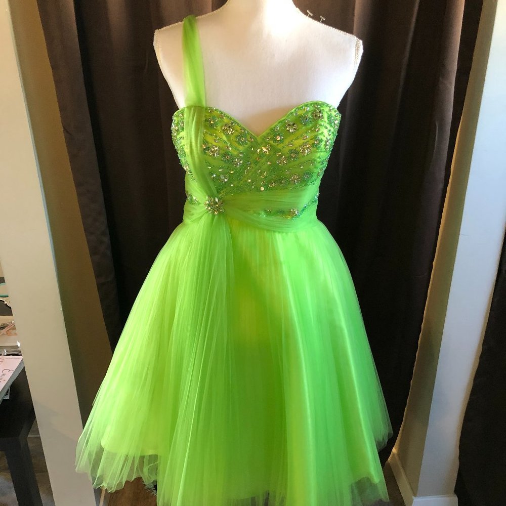 Lime Green Homecoming Dress size 10
